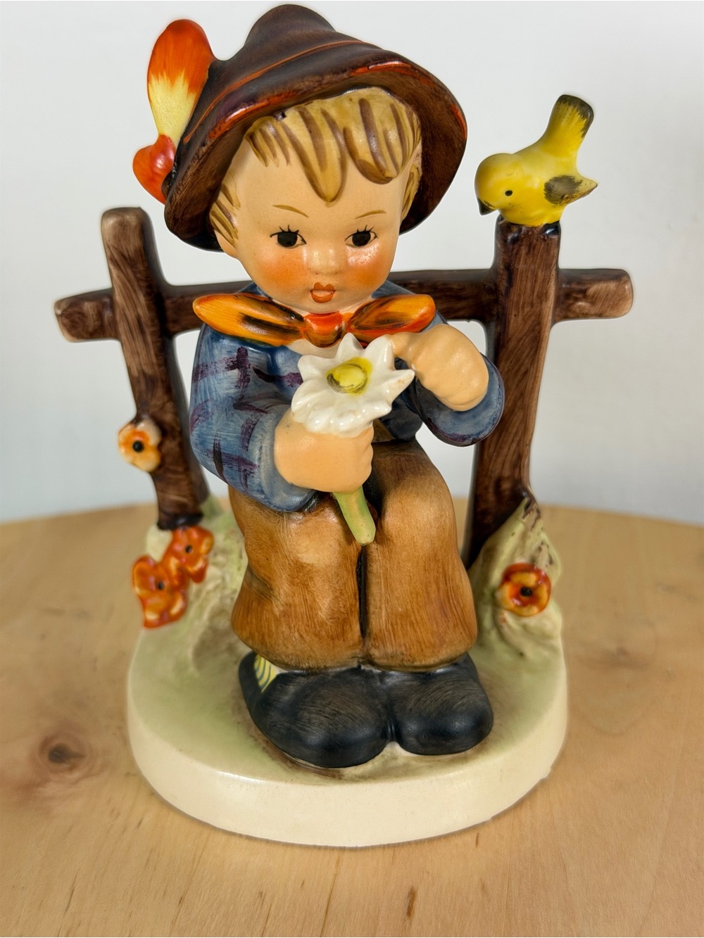 Vintage Goebel Hummel TMK-6 “She loves me, She loves me not” 4.5” tall figurine